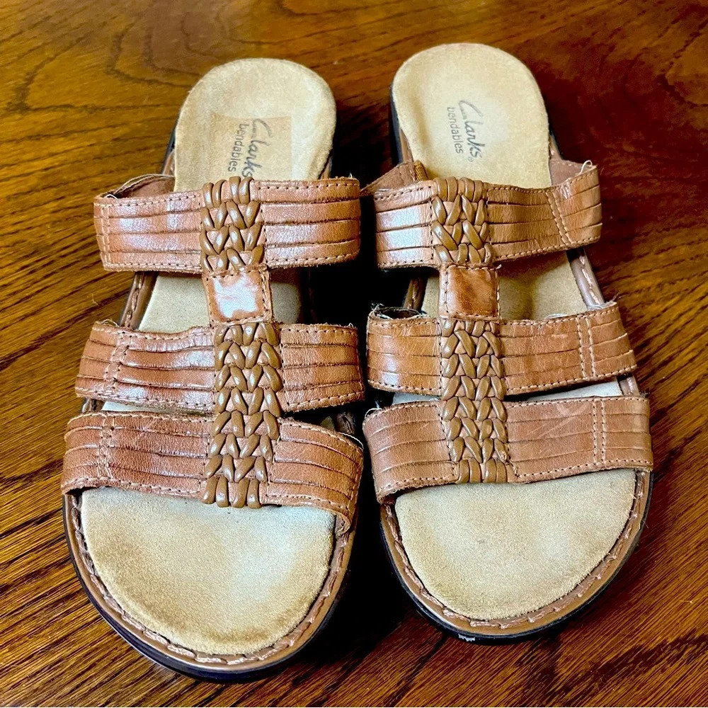 Clarks Women's Tan Braided Leather Slide Sandals